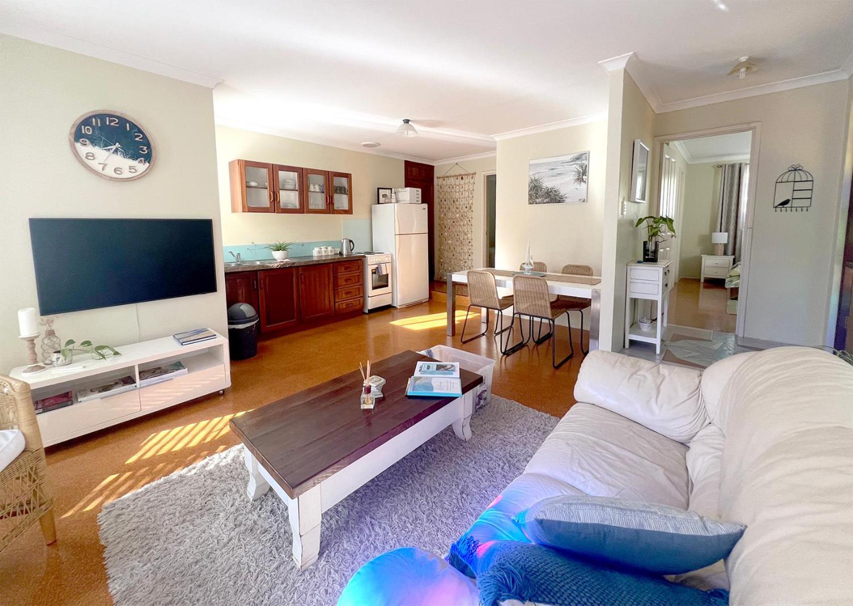 Acacia Retreat Apartment ดันส์โบโรห์ ภายนอก รูปภาพ